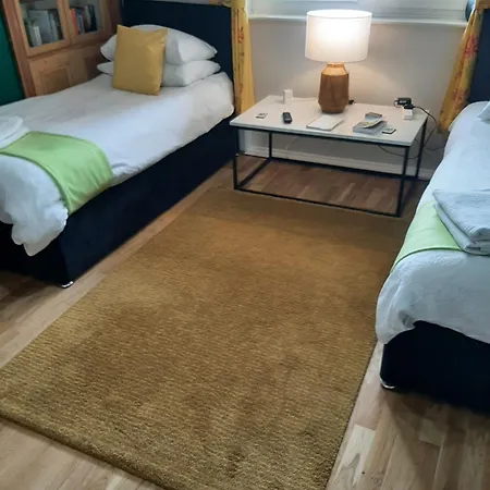 Another Room-3
